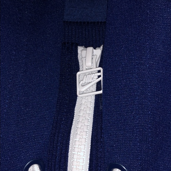 Nike Zip-Up - Picture 3 of 4